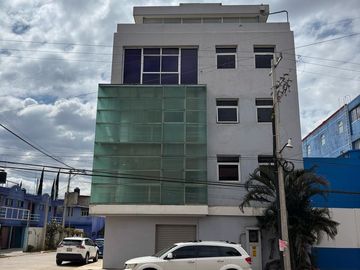Edificio Comercial en Venta  - (3)