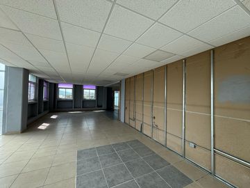 Edificio Comercial en Venta  - (3)