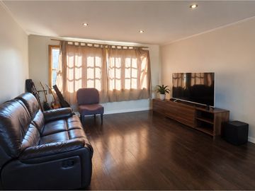 ¡Descubre tu hogar ideal en Santiago!