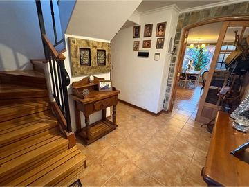 Casa Familiar en Exclusivo Sector Peñalolén