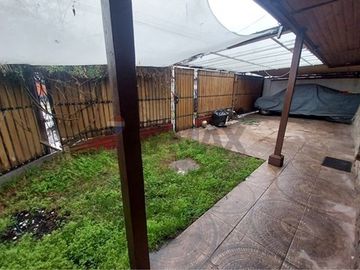 Conectividad y espacio : casa 4 dorm. y estar