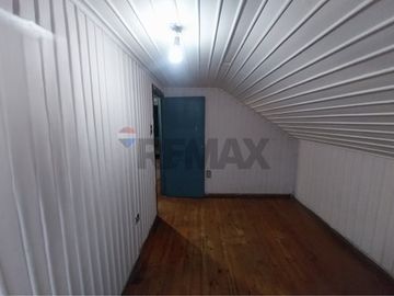 Conectividad y espacio : casa 4 dorm. y estar