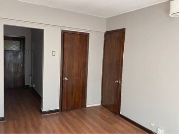Arriendo Oficina 40 m2 Gal.Mc.Clure en Ahumada