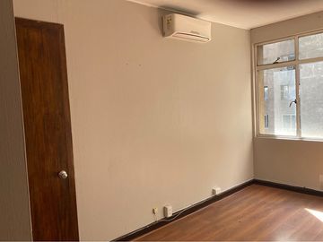 Arriendo Oficina 40 m2 Gal.Mc.Clure en Ahumada