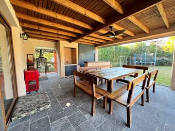 Casa de 4 dormitorios en Alquiler - Windbells