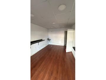 Esquina Comercial en Franklin con Renta Activa