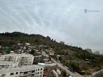 Semi Nuevo 1 Dormitorio + bodega; Av. Perú, C° San Cristobal