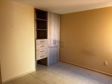 Departamento en PB con patio en venta