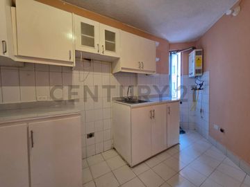 Departamento 2D en Alquiler Sector La Mariscal