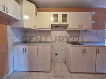 Departamento 2D en Alquiler Sector La Mariscal