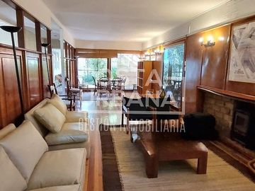 Costa Urbana vende hermosa casa en Los Romeros