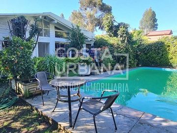 Costa Urbana vende hermosa casa en Los Romeros