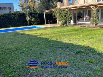 Casa en alquiler en barrio cerrado  Weston, Moreno