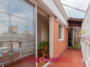 Venta departamento 3 ambientes 57M² con balcón al frente en Parque Chacabuco Caballito apto crédito