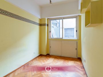 Venta departamento 3 ambientes 57M² con balcón al frente en Parque Chacabuco Caballito apto crédito
