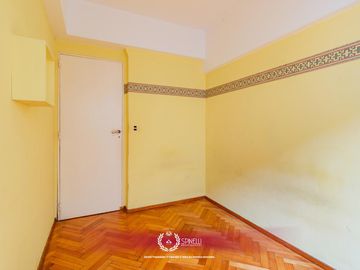 Venta departamento 3 ambientes 57M² con balcón al frente en Parque Chacabuco Caballito apto crédito