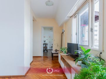 Venta departamento 3 ambientes 57M² con balcón al frente en Parque Chacabuco Caballito apto crédito