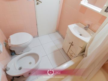 Venta departamento 3 ambientes 57M² con balcón al frente en Parque Chacabuco Caballito apto crédito
