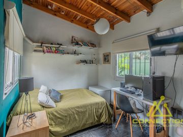 VENTA PH DE 4 AMBIENTES DUPLEX EN FLORES CON PILETA, TERRAZA Y PARRILLA