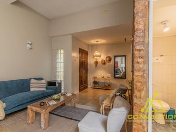 VENTA PH DE 4 AMBIENTES DUPLEX EN FLORES CON PILETA, TERRAZA Y PARRILLA