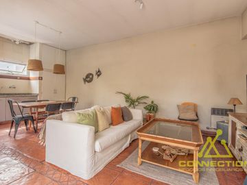 VENTA PH DE 4 AMBIENTES DUPLEX EN FLORES CON PILETA, TERRAZA Y PARRILLA