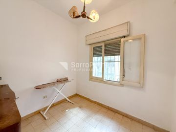 Venta casa 3 ambientes en Lote Propio con departamento de 2 ambientes, Ituzaingo