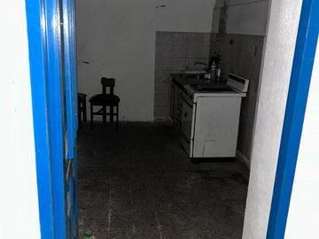 IMPORTANTE LOCAL COMERCIAL DE 500 m² SOBRE AV. BELGRANO