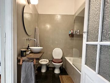 Casa en 3 plantas en venta.