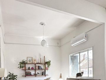 Casa en 3 plantas en venta.
