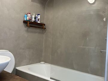 Casa en 3 plantas en venta.
