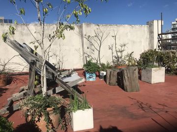Casa en 3 plantas en venta.