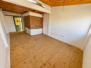 Duplex EN VENTA LOS NARANJOS  - 2 Dormitorios - Living Comedor - Escritura!
