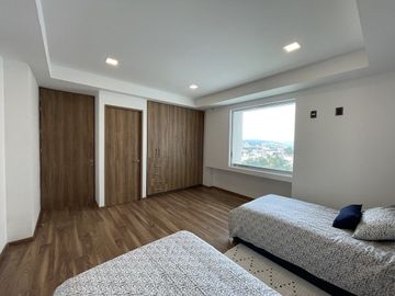 DEPARTAMENTO AMUEBLADO DE LUJO EN RENTA EN JURIQUILLA, QUERETARO