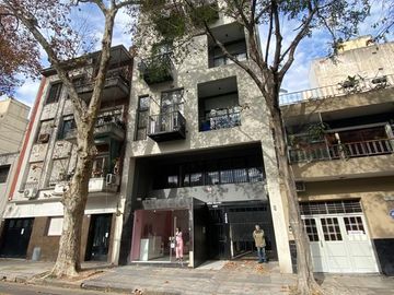 Alquiler departamento 2 ambientes AMOBLADO  con balcón y patio  EN VILLA CRESPO