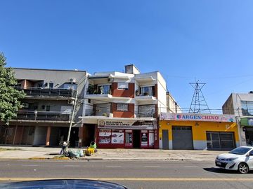 Importante Local sobre  Av. Mitre 1800 Florida -En Venta