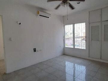 CASA EN VENTA EN  COLONIA MORELOS, CIUDAD DEL CARMEN CAMPECHE.