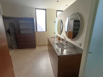 Penthouse en Renta en Montes de Ame 