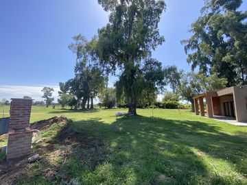 Lote/Terreno en venta en Pilar con FINANCIACION