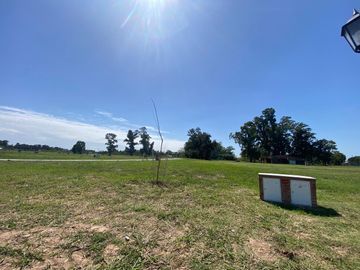 Lote/Terreno en venta en Pilar con FINANCIACION