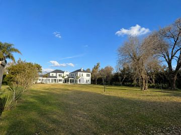 Terreno Venta 1500m2 Club de Campo San Diego Moreno