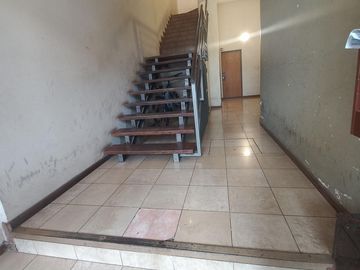VENTA DEPARTAMENTO RECICLADO DE UN DORMITORIO CON BALCÓN  EN LUIS AGOTE