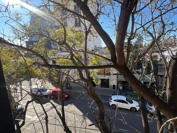VENTA DEPARTAMENTO RECICLADO DE UN DORMITORIO CON BALCÓN  EN LUIS AGOTE