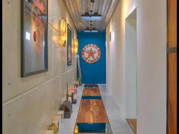 Casa tipo loft, diseño contemporáneo-industrial, centro de Mérida.