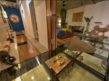 Casa tipo loft, diseño contemporáneo-industrial, centro de Mérida.
