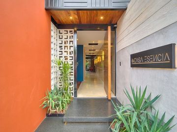 Casa tipo loft, diseño contemporáneo-industrial, centro de Mérida.