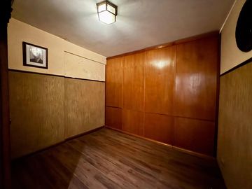 Rivadavia y Martin y Omarr - Oficina amplia, 4 despachos y sala de reuniones - Alquiler