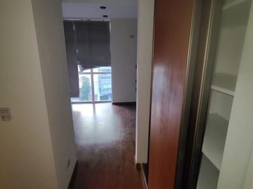 Venta 3 ambientes, Balcon con parrilla, dormitorio en suite, pileta. Cordoba 6500. Colegiales.
