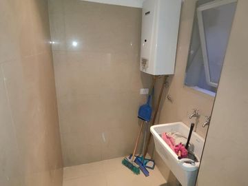 Venta 3 ambientes, Balcon con parrilla, dormitorio en suite, pileta. Cordoba 6500. Colegiales.