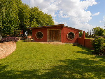 Rancho ecuestre con pozo de agua cerca de Atotonilco, San Miguel de Allende