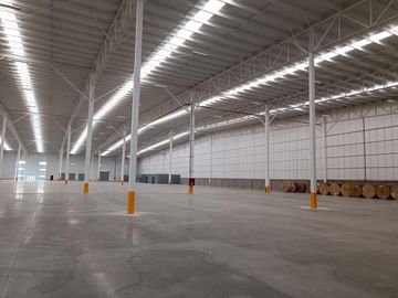 Nave Industrial en Renta en Lerma Estado de México 2,350 m2